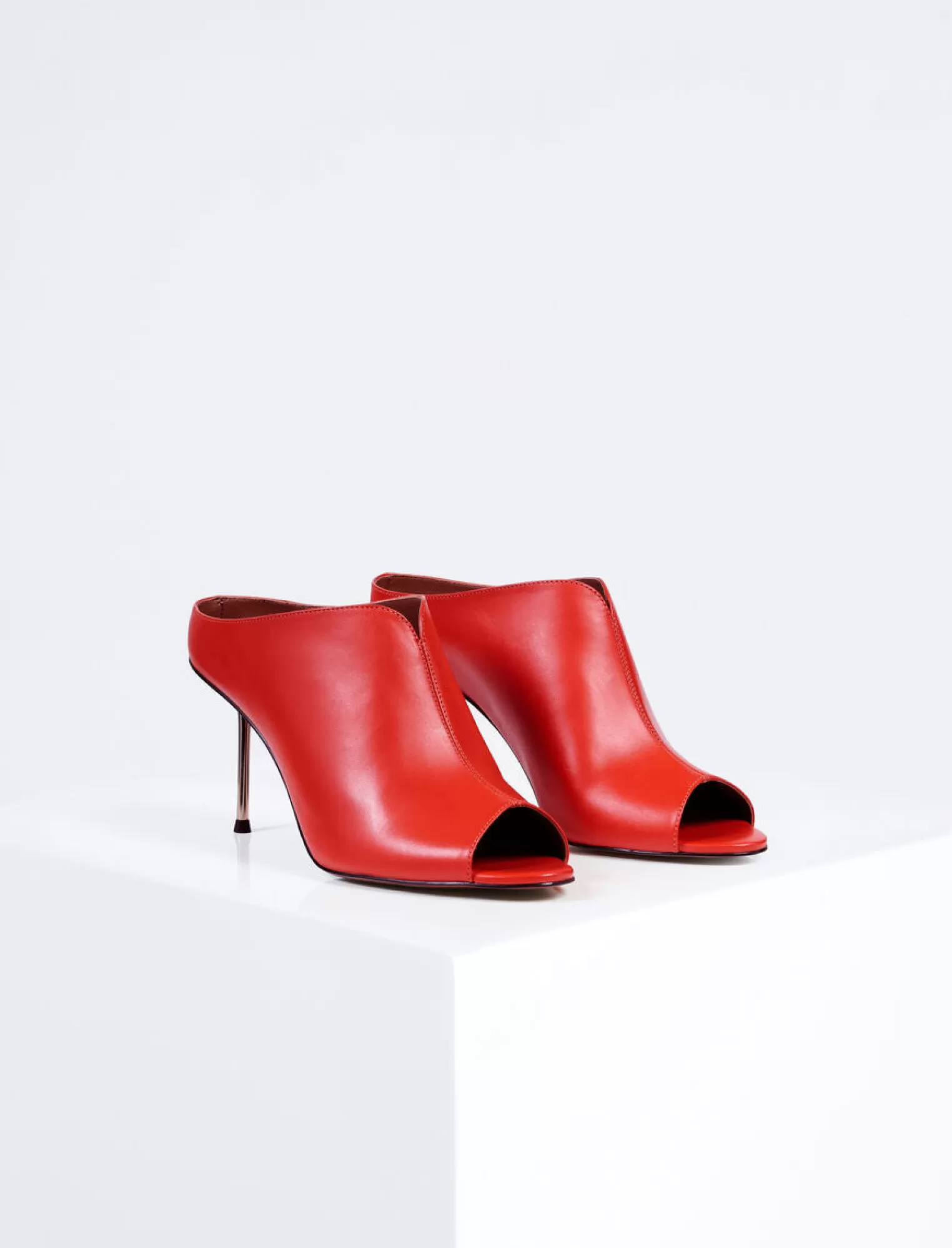 Online BCBGMAXAZRIA Sandalia Tipo Mule Teela Rojo