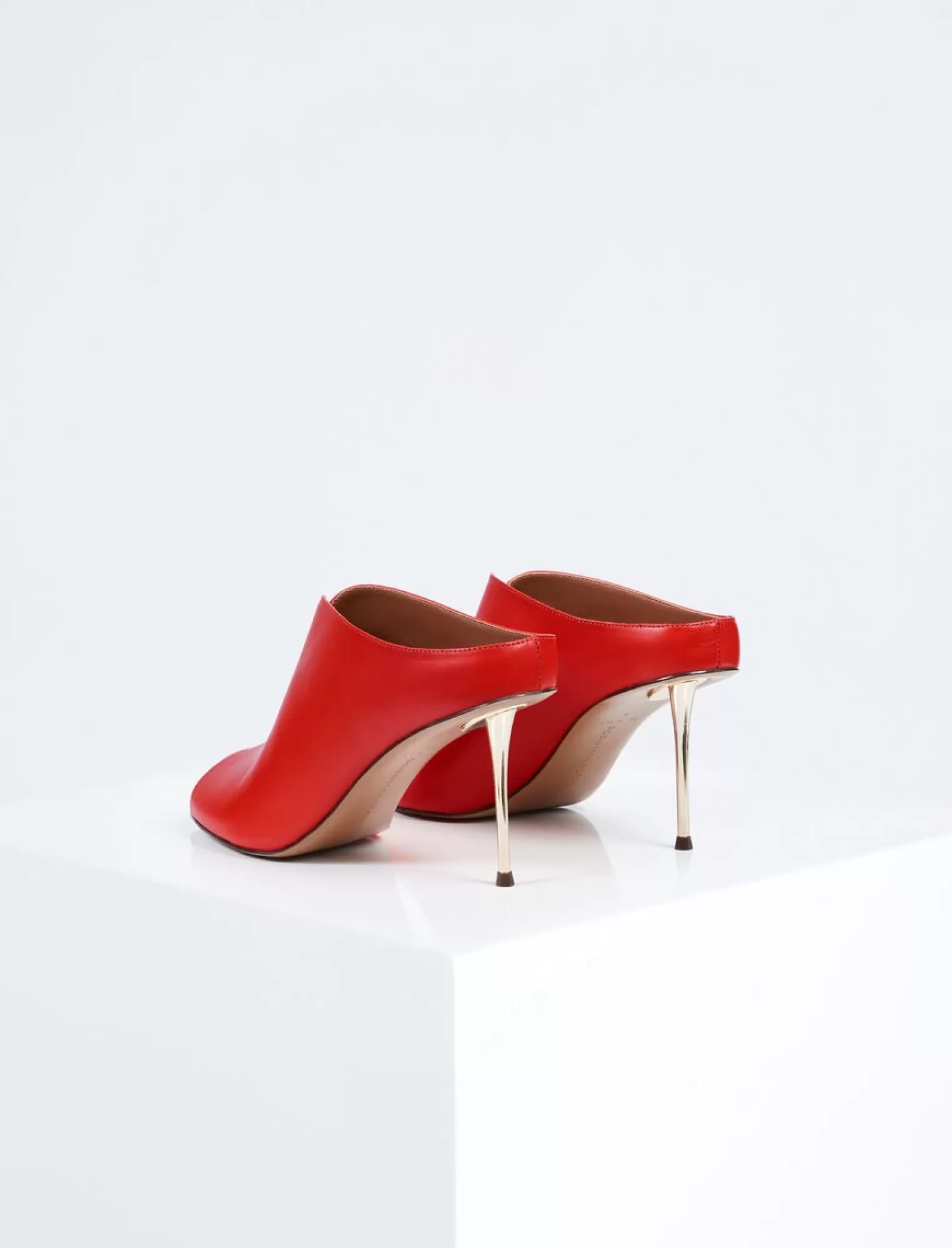 Online BCBGMAXAZRIA Sandalia Tipo Mule Teela Rojo