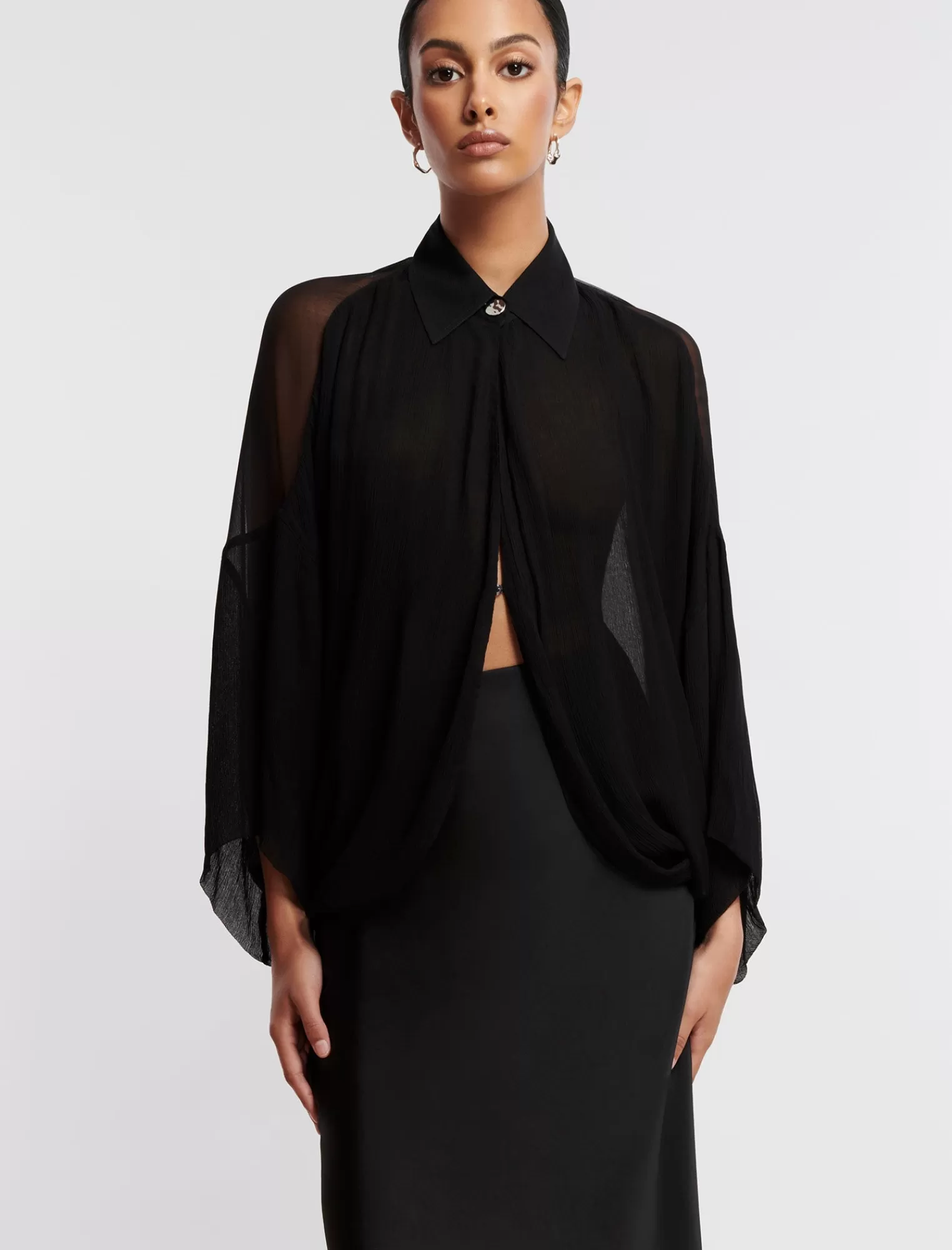 Best BCBGMAXAZRIA Top Tipo Capa Con Botones Belleza Negra